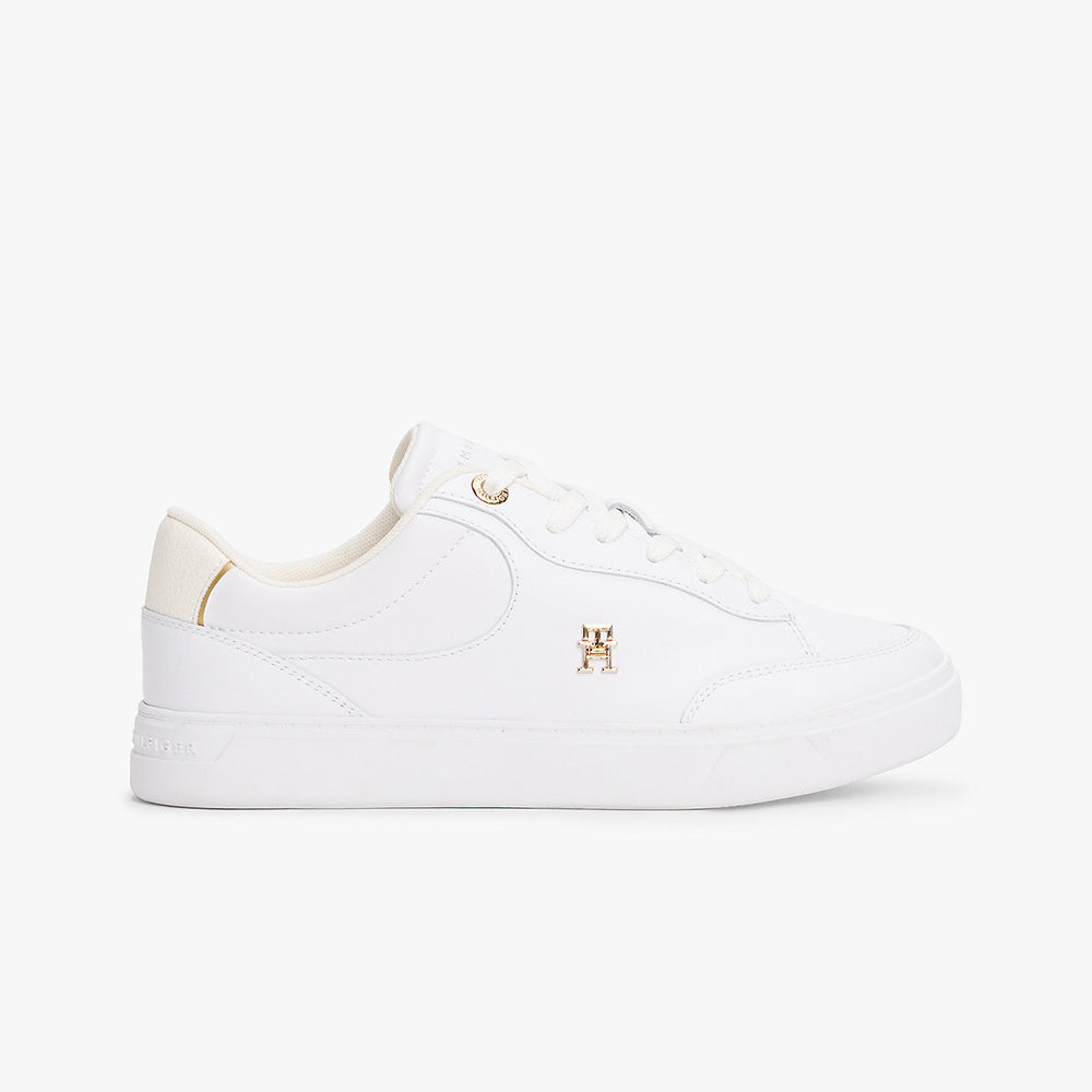 נעלי טומי הילפיגר Leather Monogram Court Trainers נשים