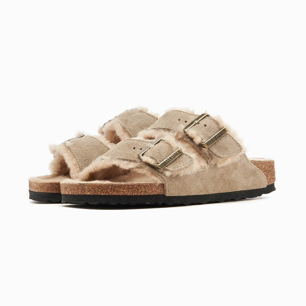 כפכפי בירקנשטוק Arizona Shearling נשים