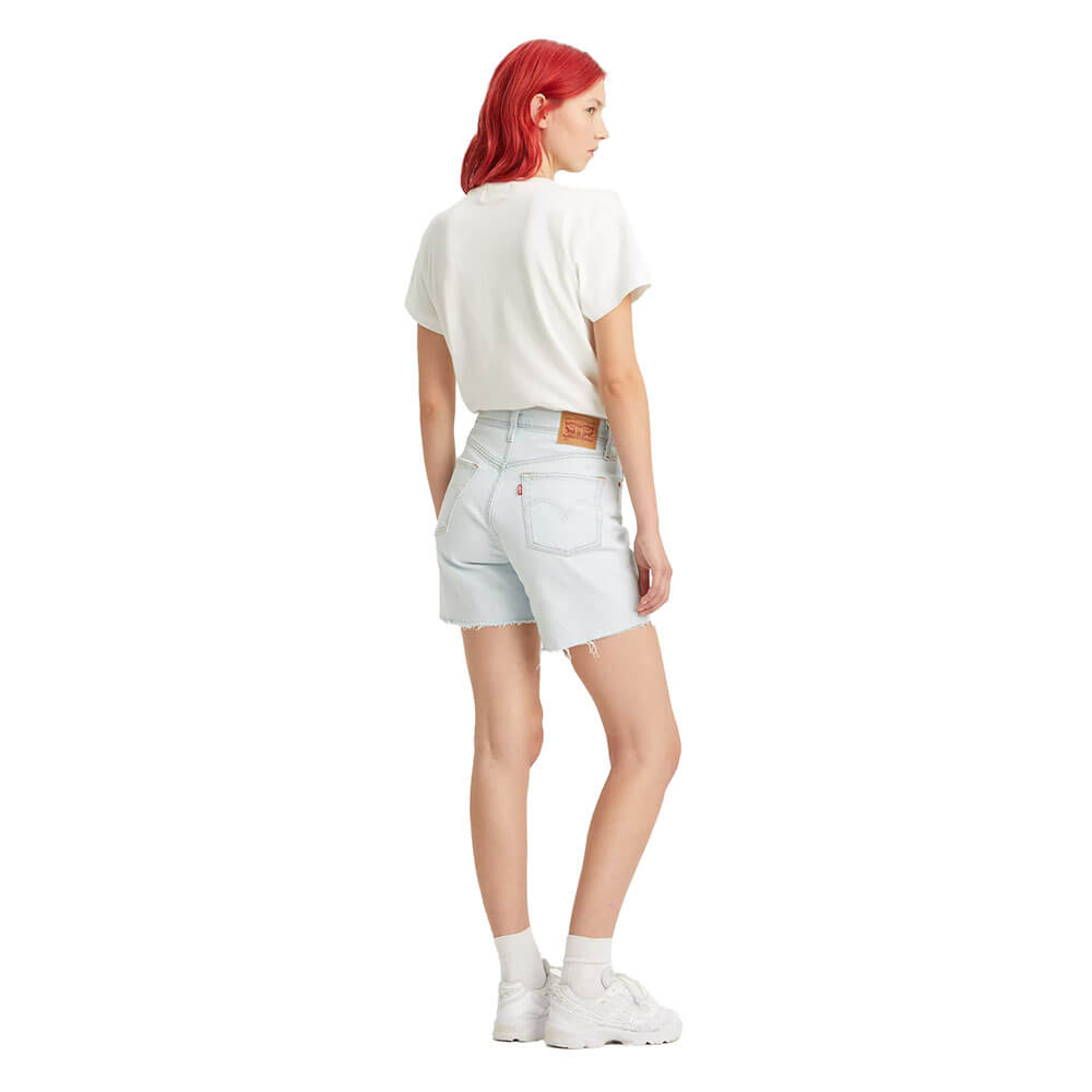 ג'ינס ליוויס קצר 501 Mid thigh גזרה גבוהה נשים